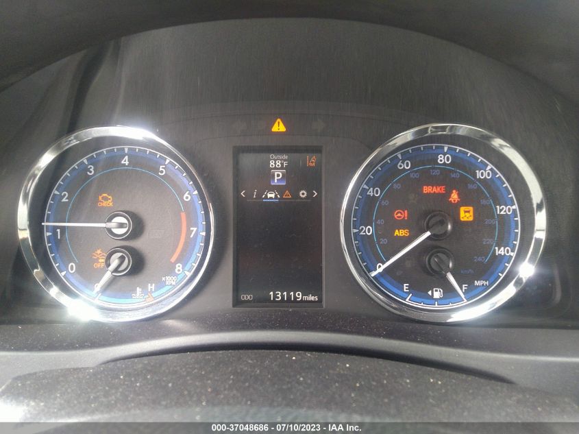 2018 TOYOTA COROLLA L/LE/XLE/SE/XSE - 5YFBURHE0JP766657