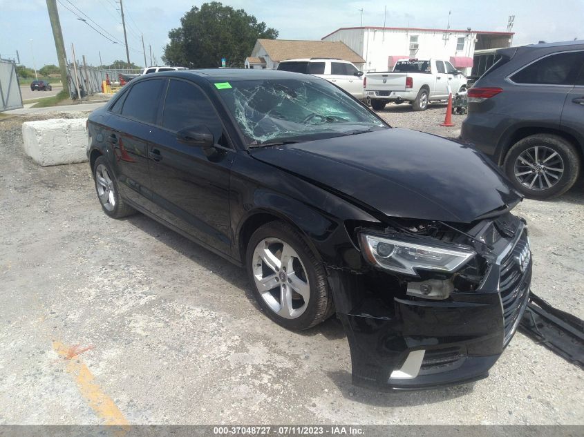 WAUAUGFF2H1047255 AUDI A3 SEDAN PREMIUM 2017