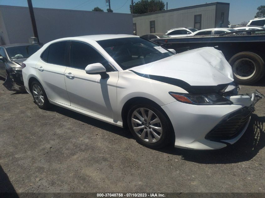 2019 TOYOTA CAMRY LE/SE/XLE/L - 4T1B11HK0KU242585