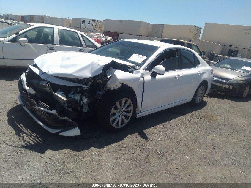 2019 TOYOTA CAMRY LE/SE/XLE/L - 4T1B11HK0KU242585