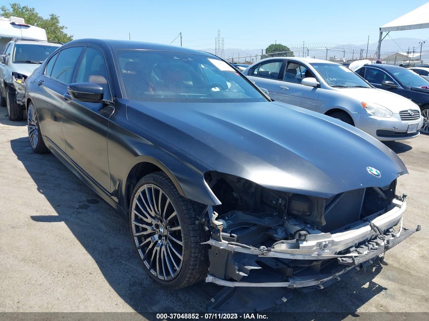 WBA7F2C52HG422044 BMW 7 SERIES ALPINA B7 XDRIVE 2017