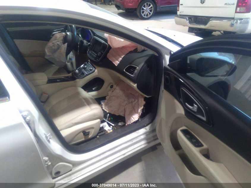 2015 CHRYSLER 200 C - 1C3CCCCB7FN687027
