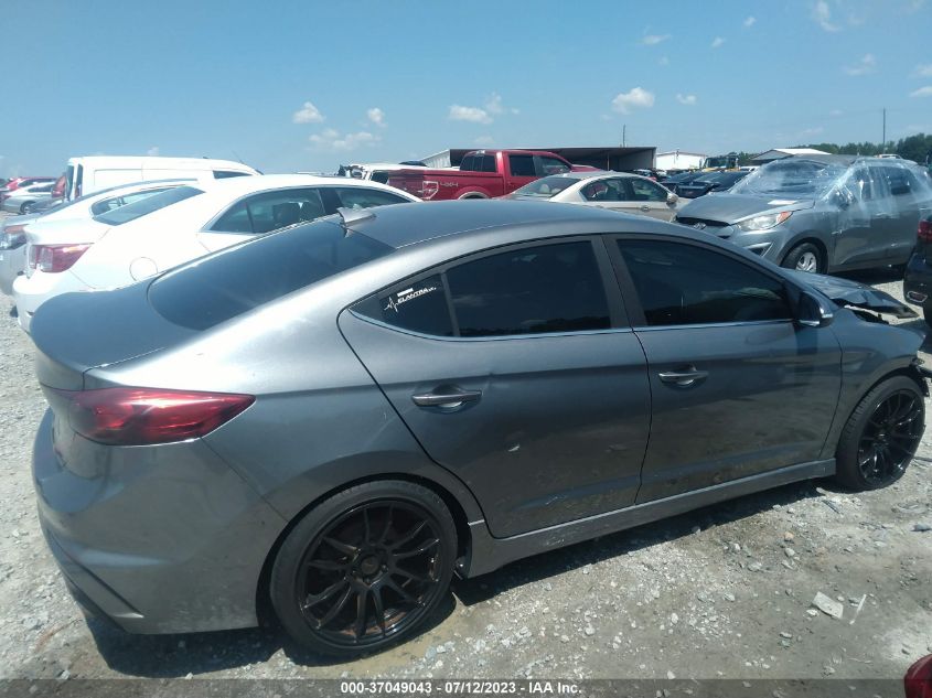 2017 HYUNDAI ELANTRA SPORT - KMHD04LB4HU364072