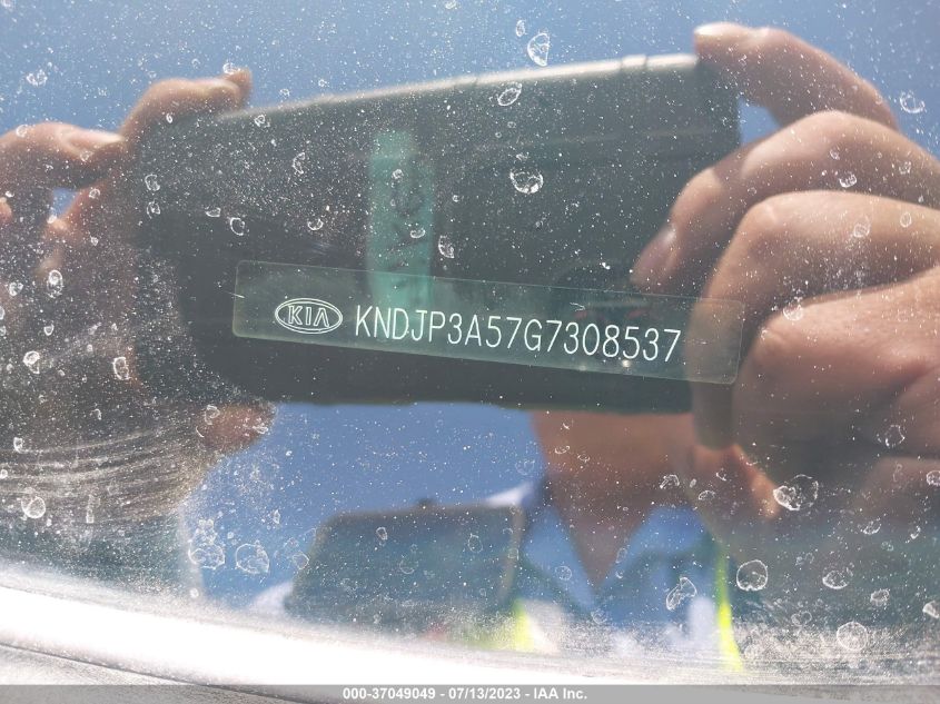 2016 KIA SOUL + - KNDJP3A57G7308537