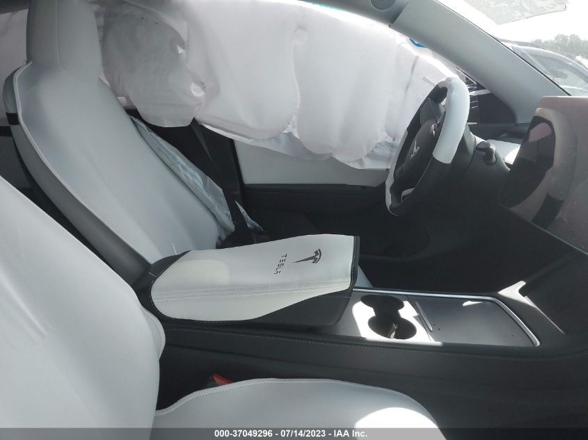 2022 TESLA MODEL Y PERFORMANCE - 7SAYGDEF5NF381181