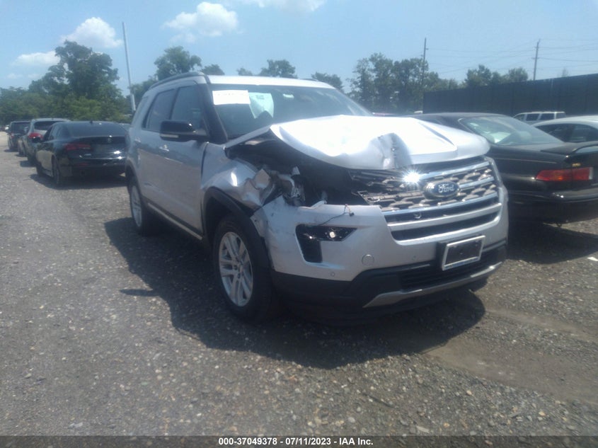 FORD EXPLORER XLT 2018
