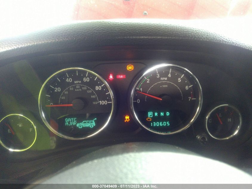2013 JEEP WRANGLER UNLIMITED SAHARA - 1C4HJWEG5DL674464