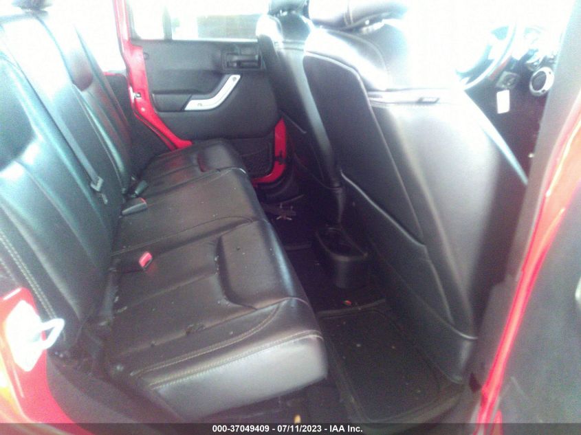 2013 JEEP WRANGLER UNLIMITED SAHARA - 1C4HJWEG5DL674464