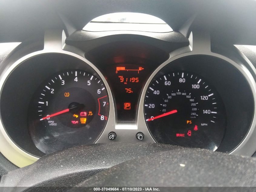 2017 NISSAN JUKE S - JN8AF5MR3HT706029