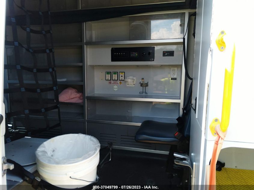 2015 MERCEDES-BENZ SPRINTER CARGO VANS WD3PE7CC6FP133595