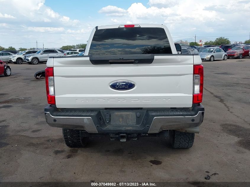2017 FORD SUPER DUTY F-250 SRW LARIAT/PLATINUM - 1FT7W2BT9HED86111