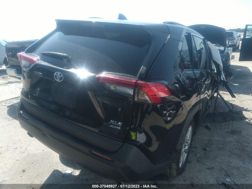 2021 TOYOTA RAV4 XLE - 2T3P1RFV2MC144171