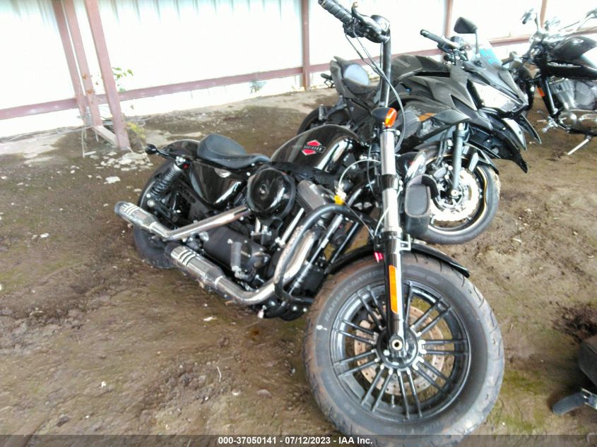 2019 HARLEY-DAVIDSON XL1200 X - 1HD1LC312KC421218