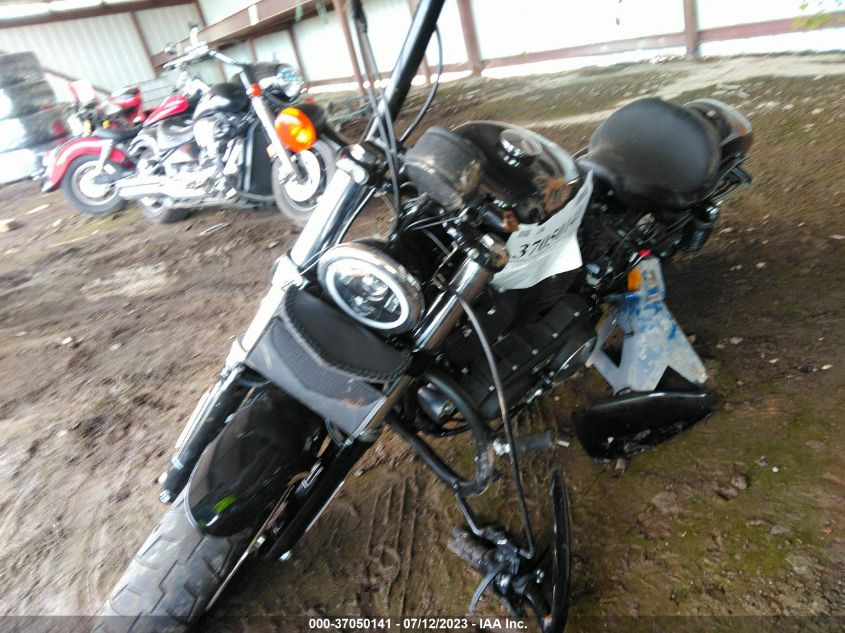 2019 HARLEY-DAVIDSON XL1200 X - 1HD1LC312KC421218