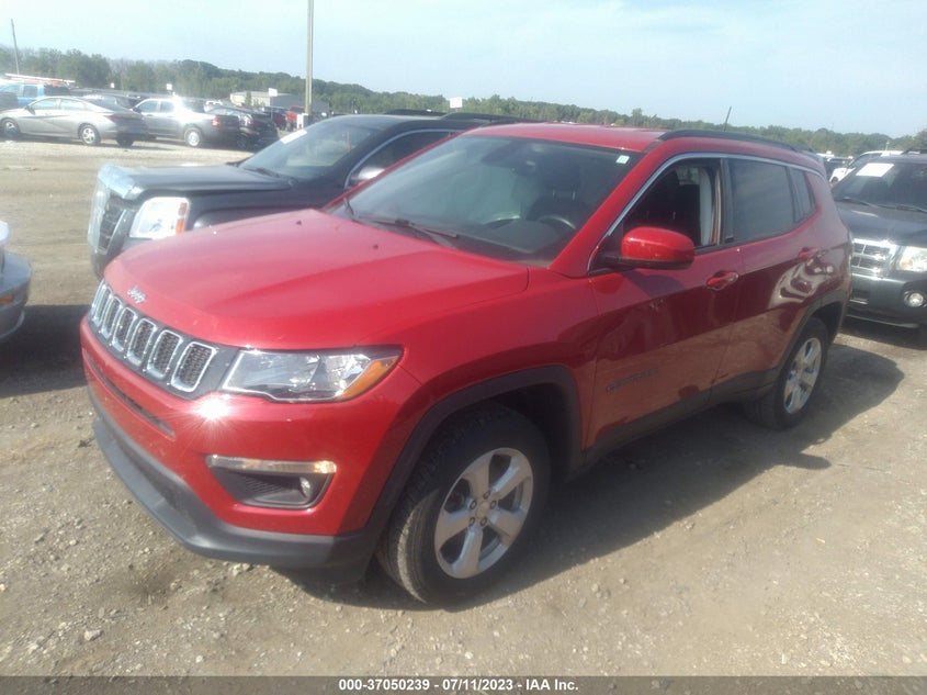 VIN 3C4NJDBBXJT238905 2018 JEEP COMPASS LATITUDE