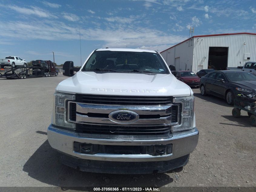 2017 FORD SUPER DUTY F-250 SRW LARIAT/PLATINUM - 1FT7W2BT4HEE32024