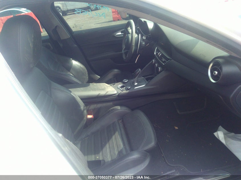 VIN ZARFANBN2K7620815 2019 ALFA ROMEO GIULIA TI