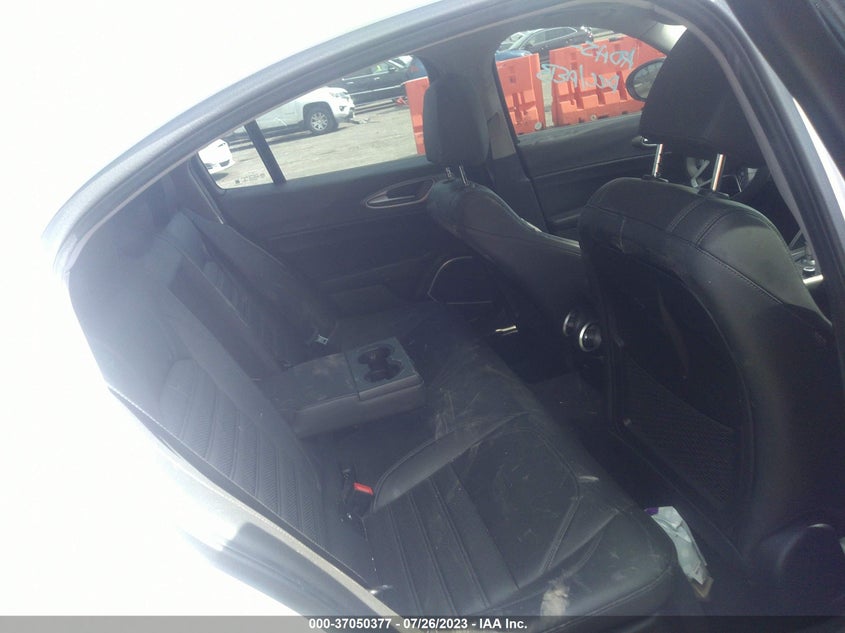 VIN ZARFANBN2K7620815 2019 ALFA ROMEO GIULIA TI