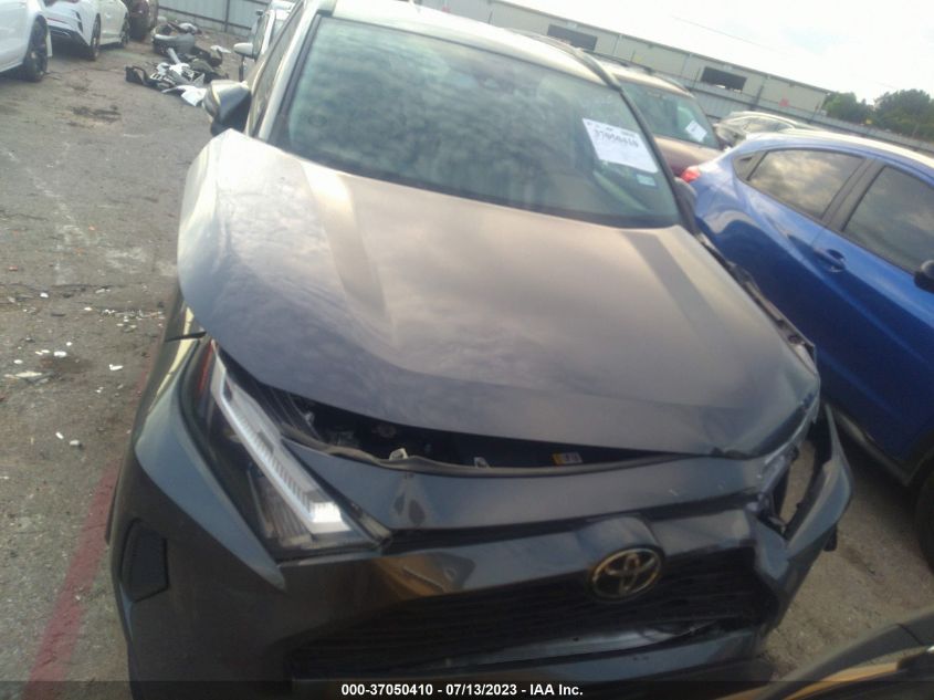 2022 TOYOTA RAV4 XLE - 2T3W1RFV4NC210622
