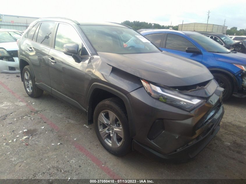 2022 TOYOTA RAV4 XLE - 2T3W1RFV4NC210622