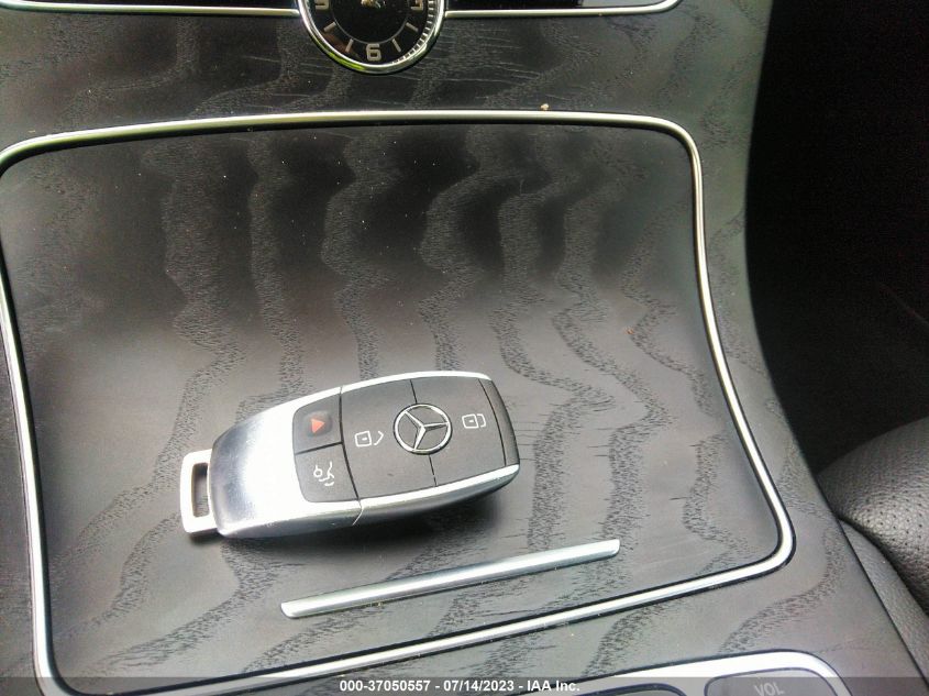 2019 MERCEDES-BENZ C-CLASS C 300 - 55SWF8DB5KU315253