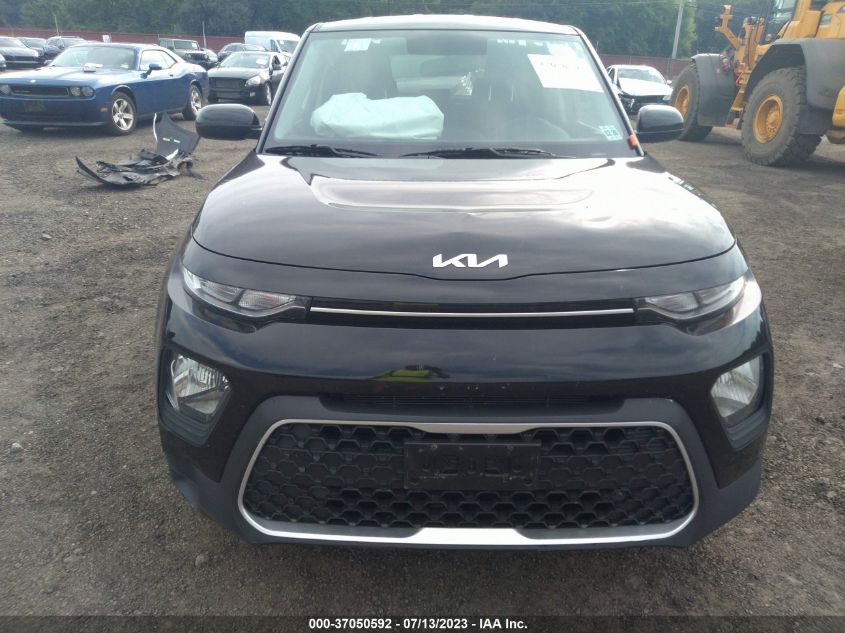 2022 KIA SOUL LX - KNDJ23AUXN7168406