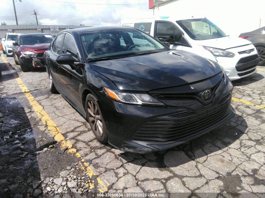 2018 TOYOTA CAMRY LE/SE/XLE/L - 4T1B11HK1JU569138
