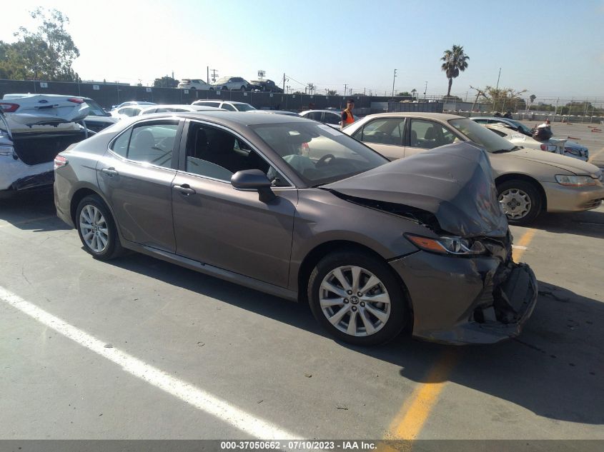 2019 TOYOTA CAMRY LE/SE/XLE/L - 4T1B11HK1KU217369