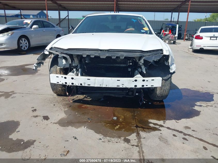 2015 CHRYSLER 300 LIMITED - 2C3CCAAG1FH838228
