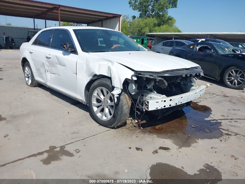 2015 CHRYSLER 300 LIMITED - 2C3CCAAG1FH838228