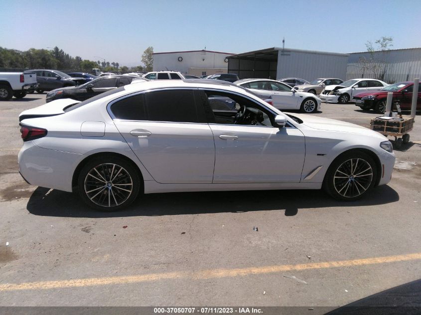 2022 BMW 5 SERIES 530E - WBA13AG06NCK92053