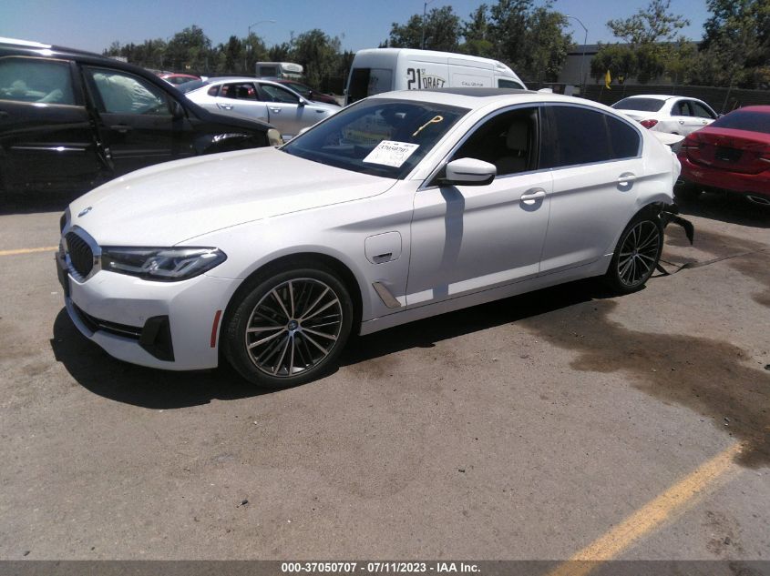 2022 BMW 5 SERIES 530E - WBA13AG06NCK92053