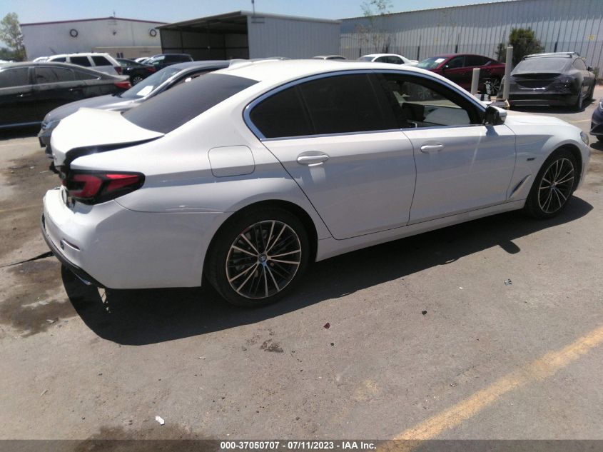 2022 BMW 5 SERIES 530E - WBA13AG06NCK92053