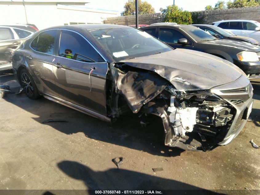 2022 TOYOTA CAMRY SE - 4T1T11AK6NU689750
