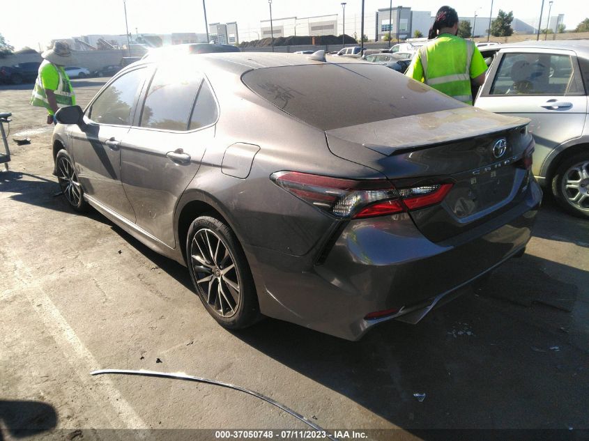 2022 TOYOTA CAMRY SE - 4T1T11AK6NU689750