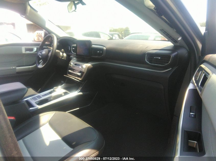 2022 FORD EXPLORER XLT - 1FMSK7DH4NGC40352