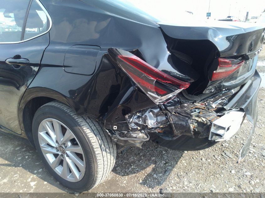 2021 TOYOTA CAMRY LE - 4T1C11AK3MU558175