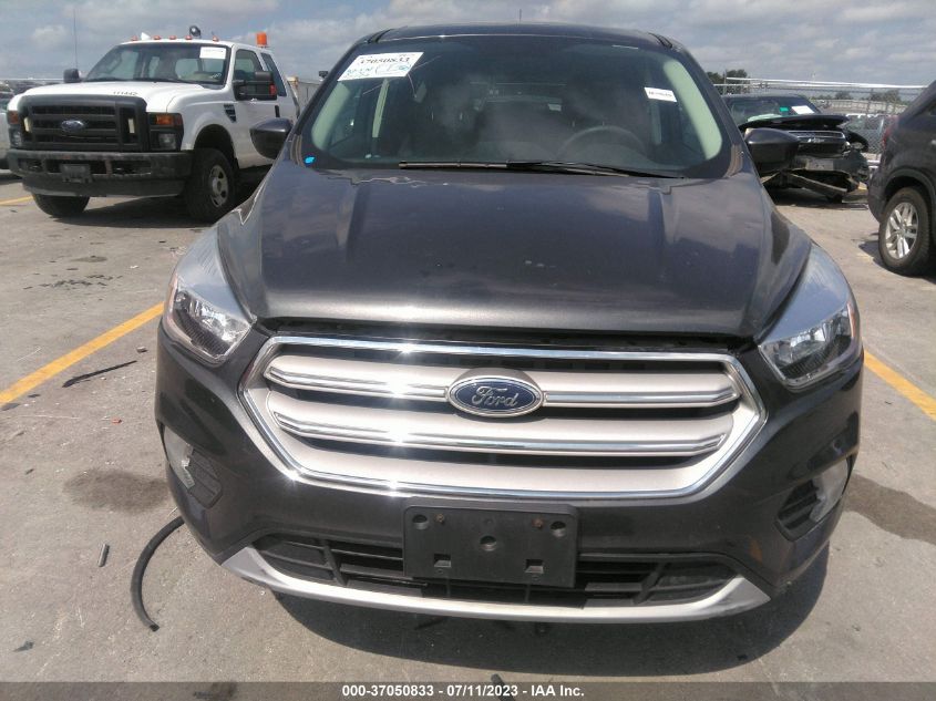 2019 FORD ESCAPE SE - 1FMCU0GD6KUB02808