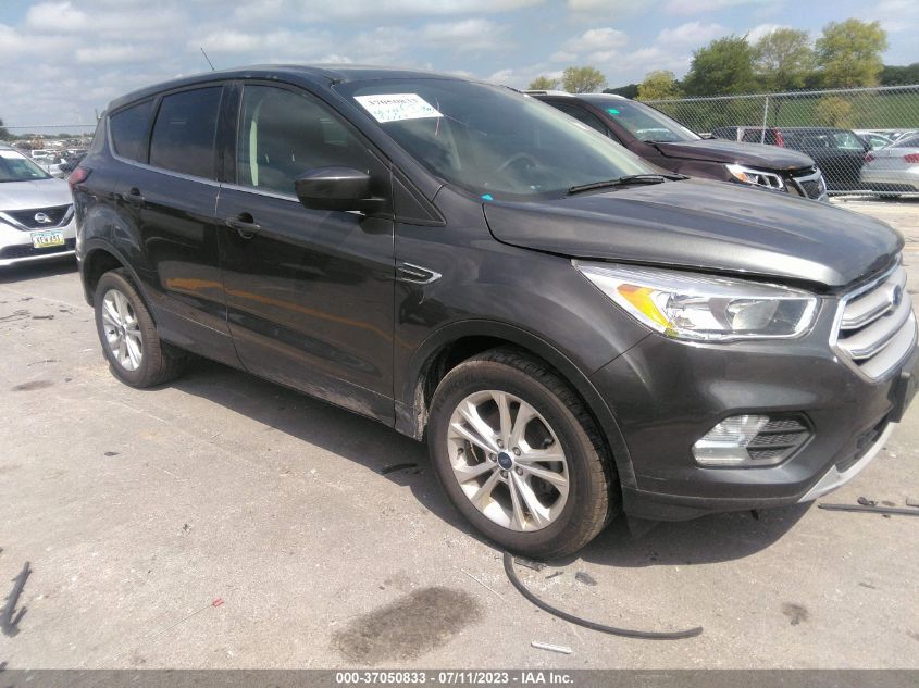 2019 FORD ESCAPE SE - 1FMCU0GD6KUB02808