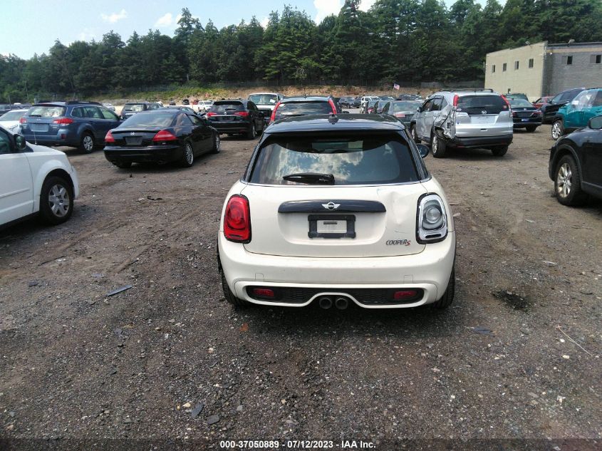 2016 MINI COOPER HARDTOP 4 DOOR S - WMWXU3C58G2D28695