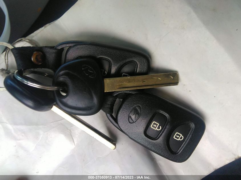 2016 HYUNDAI ACCENT SE - KMHCT4AE0GU162859