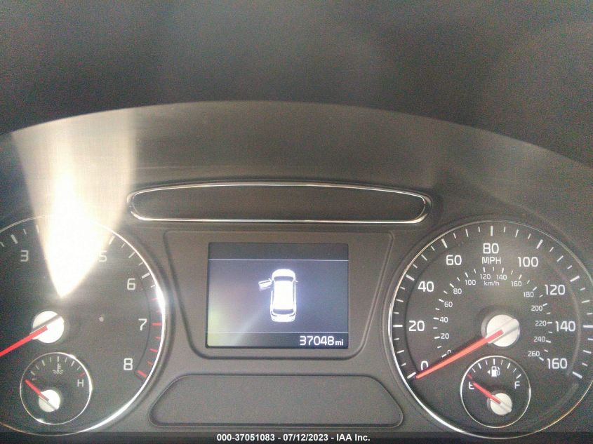 2019 KIA SORENTO LX - 5XYPG4A31KG539329
