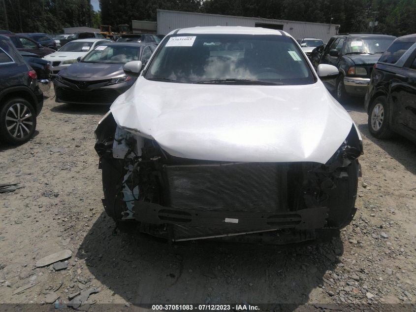 2019 KIA SORENTO LX - 5XYPG4A31KG539329