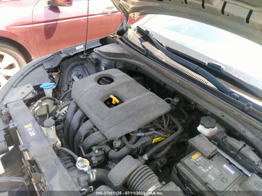 KMHD74LF8KU778493 Hyundai Elantra SE 10