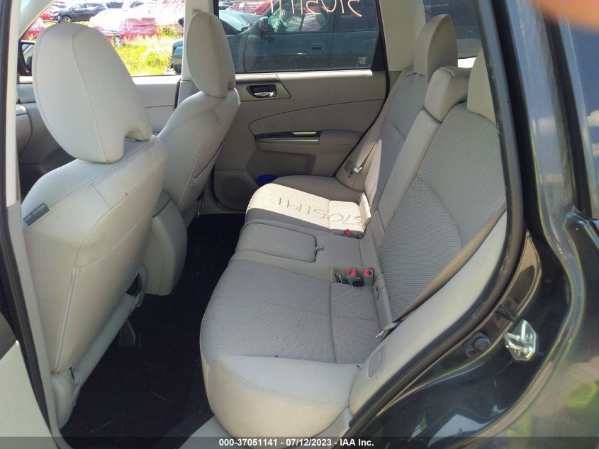2013 SUBARU FORESTER 2.5X PREMIUM - JF2SHADC6DH441961