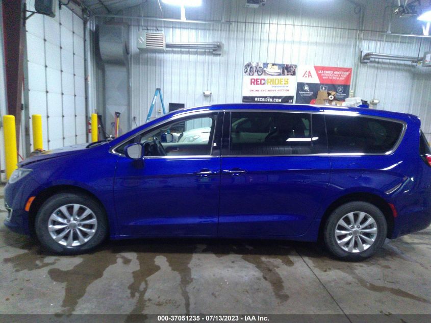 2019 CHRYSLER PACIFICA TOURING PLUS - 2C4RC1FGXKR588331