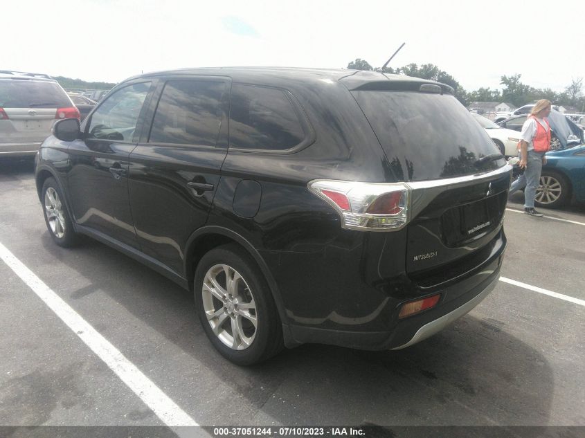 2015 MITSUBISHI OUTLANDER SE JA4AZ3A38FZ007457