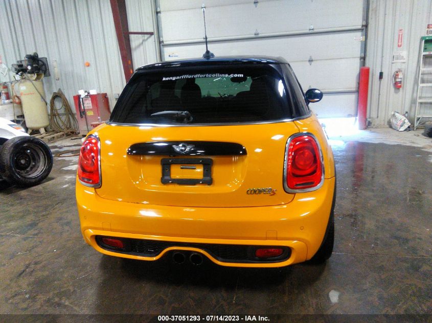 2015 MINI COOPER HARDTOP 4 DOOR S WMWXU3C58FT892160