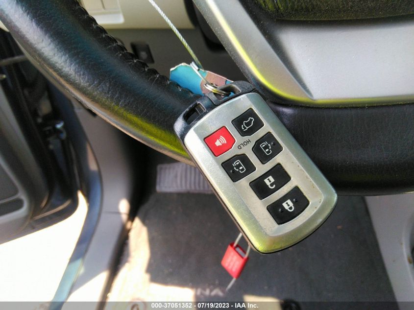 2015 TOYOTA SIENNA XLE/XLE AAS/LTD - 5TDYK3DC3FS664043
