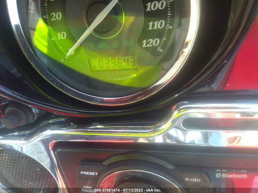 2010 HARLEY-DAVIDSON FLHTK 1HD1KEM1XAB638534